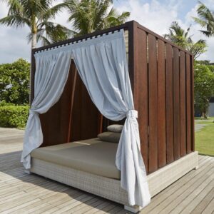 Диван-ліжко для саду Macarena Skyline Design