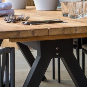 Стол обеденный для столовой зоны Ona Skyline Design