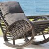 Крісло-гойдалка для присадибної ділянки Taurus Black Mushroom Skyline Design